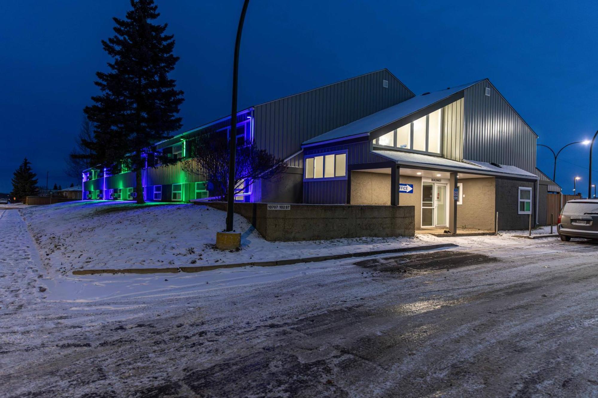 Northern Lights Inn Fort St. John Exterior foto